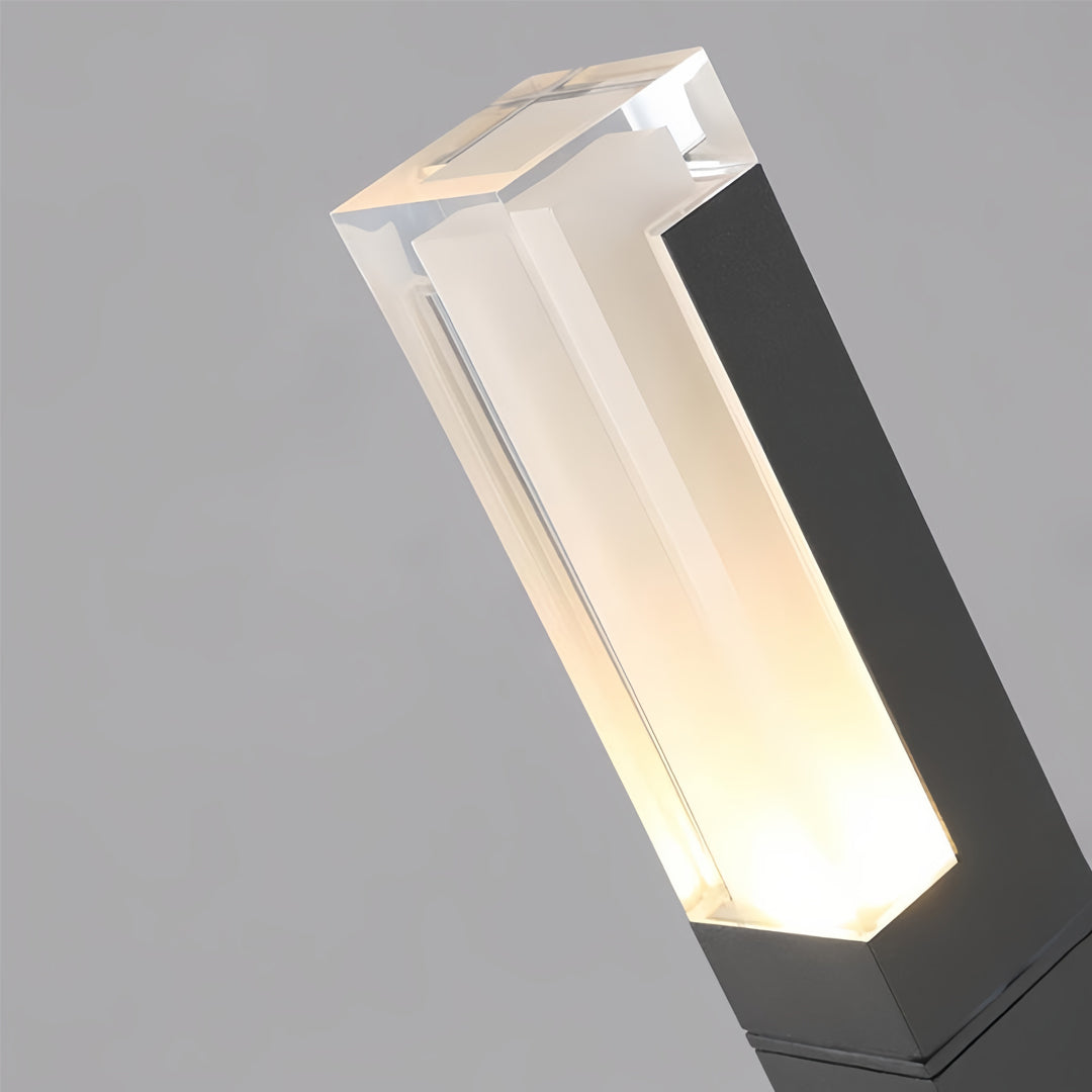 CubicLight | Modern Minimalist Aluminum LED Bollard Light for Outdoors