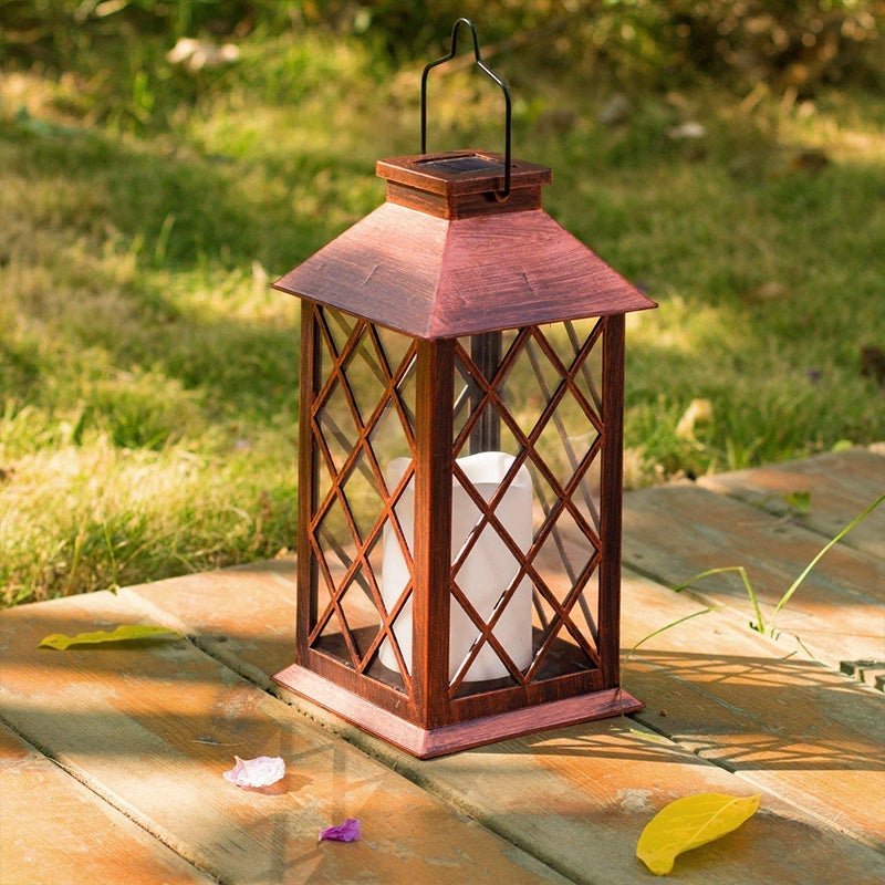 BronzeGlow | Elegant Antique Outdoor Solar Lantern for Garden Illumination