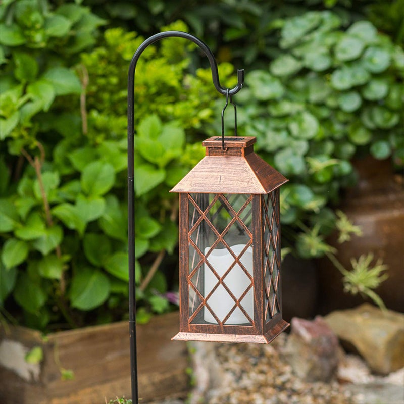 BronzeGlow | Elegant Antique Outdoor Solar Lantern for Garden Illumination