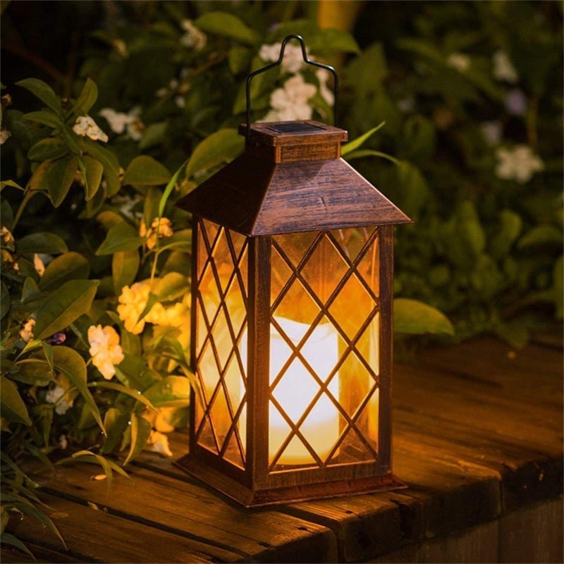 BronzeGlow | Elegant Antique Outdoor Solar Lantern for Garden Illumination