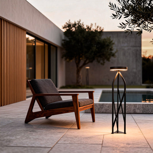 Elegant Outdoor Floor Lamp | Vintage IP55 Waterproof Light for Gardens & Courtyards