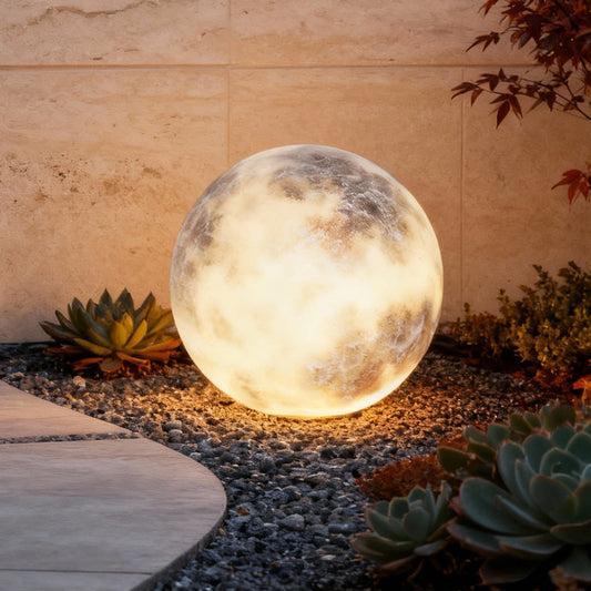 Lunara | Stylish Modern Outdoor Wall Light with Moon Shape Design